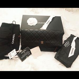 Chanel fold over black caviar gold cc clutch new